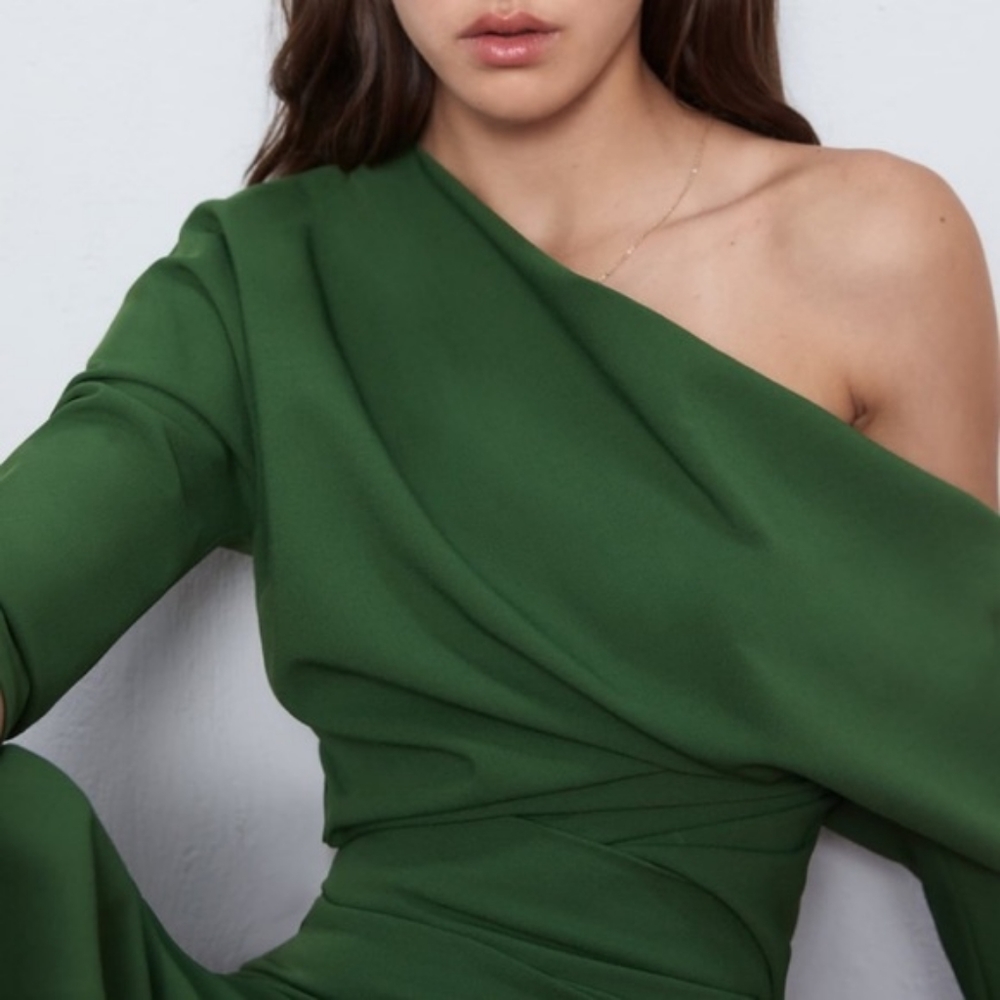 Zara green nwt assymetrical poly top large